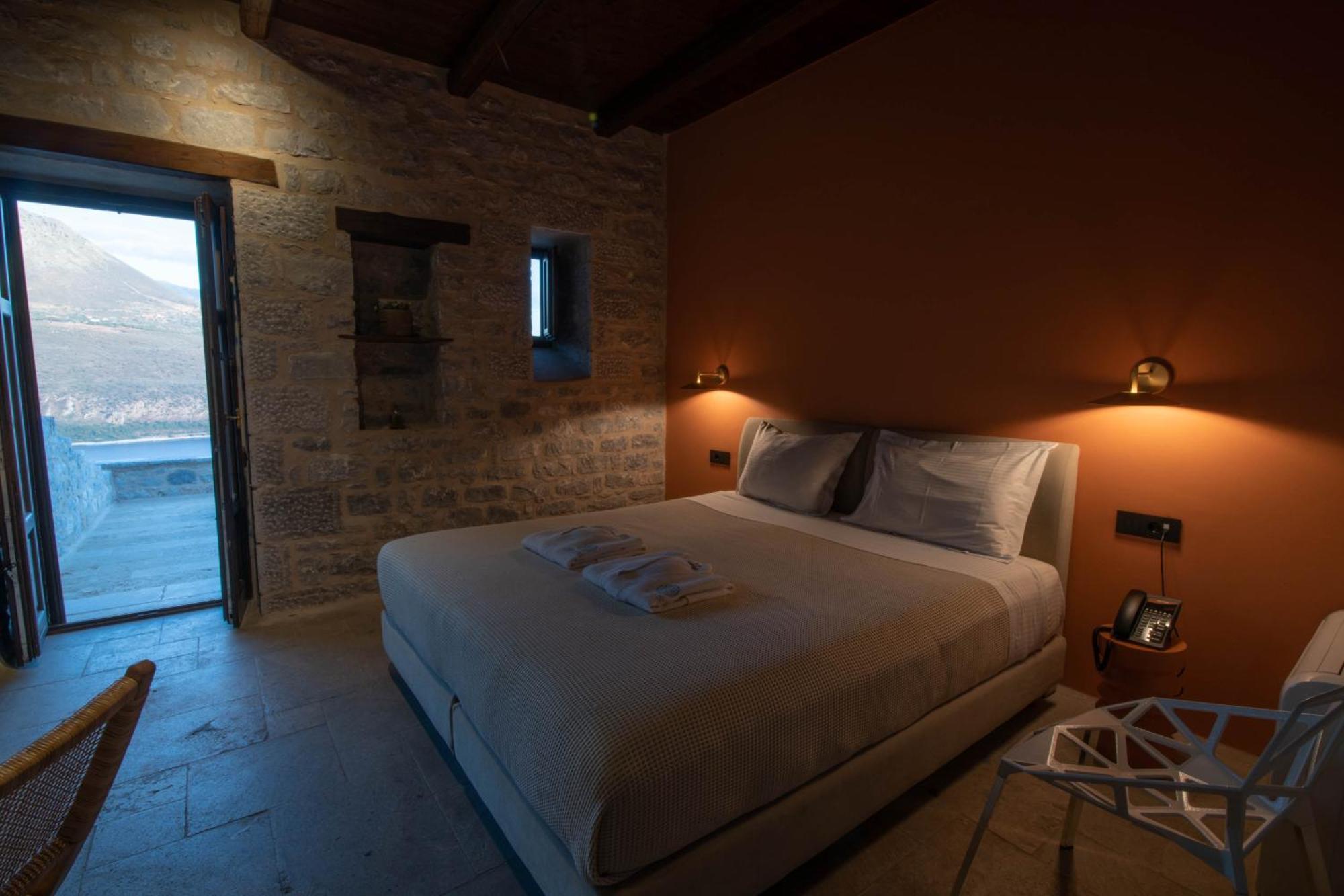 Petra & Fos Boutique Hotel & Spa ออยติลอน ภายนอก รูปภาพ