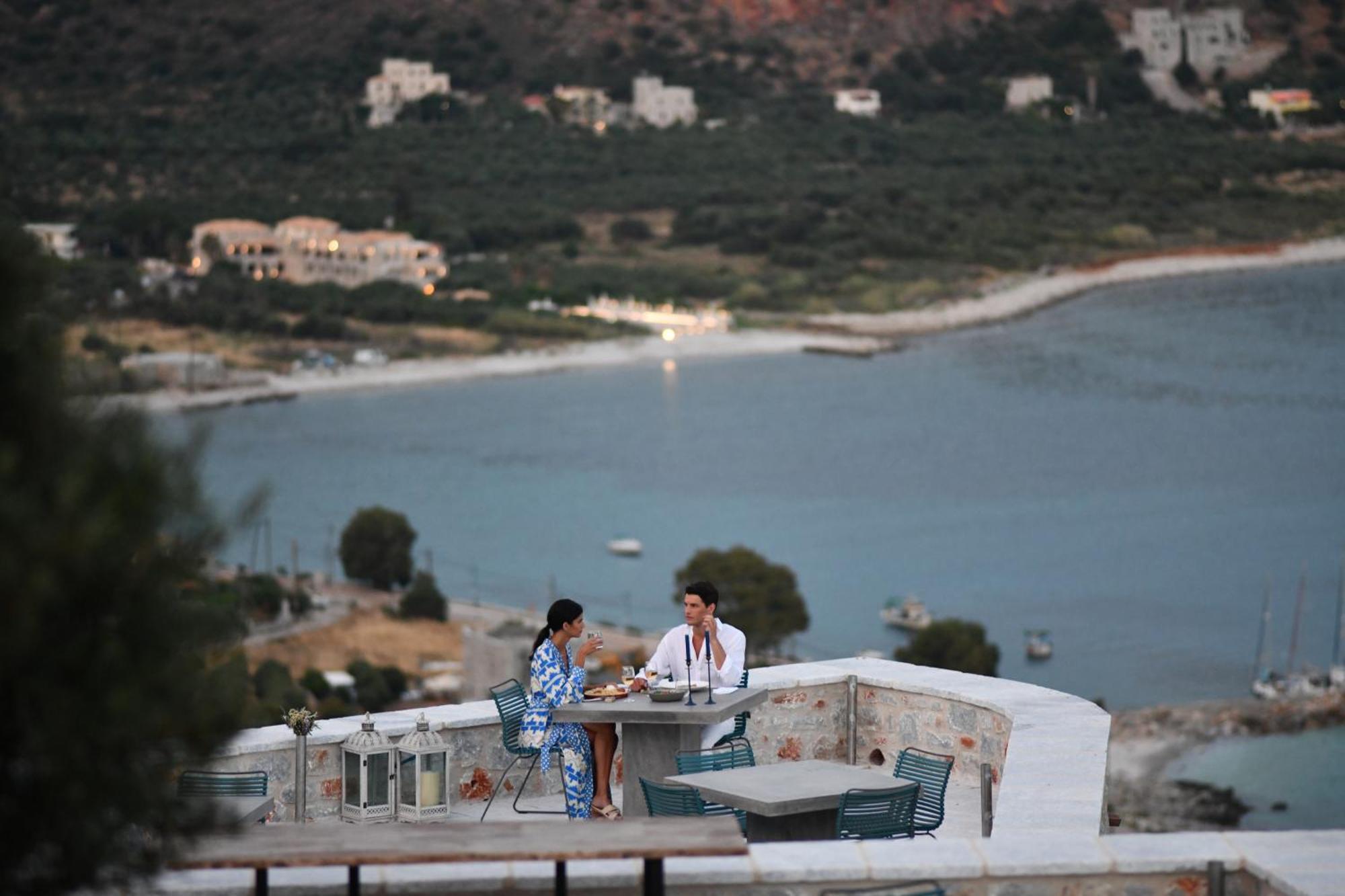 Petra & Fos Boutique Hotel & Spa ออยติลอน ภายนอก รูปภาพ