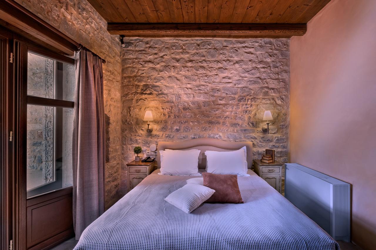 Petra & Fos Boutique Hotel & Spa ออยติลอน ภายนอก รูปภาพ